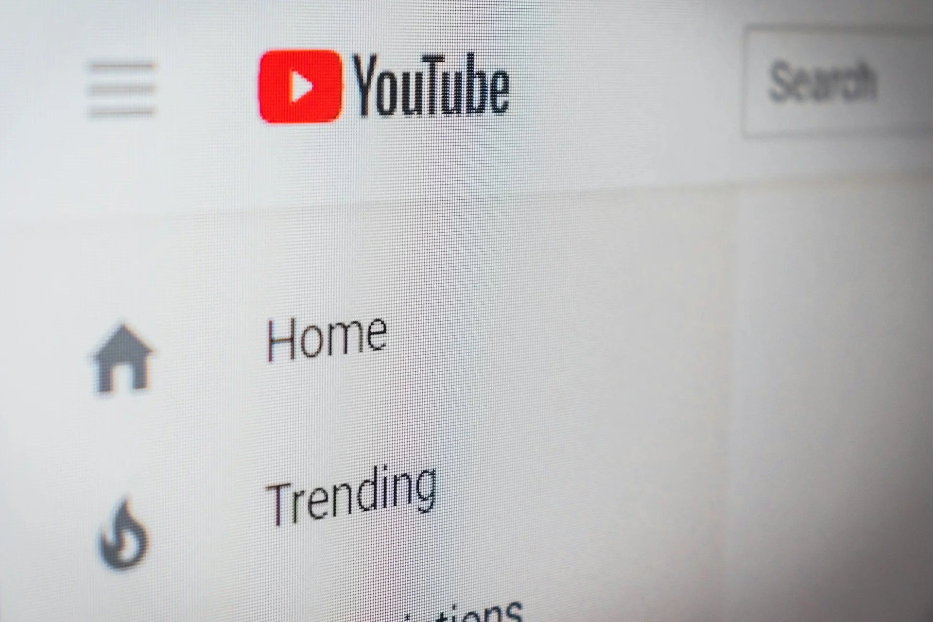 YouTube Adds Amazon Shopping Links for Eligible US Creators