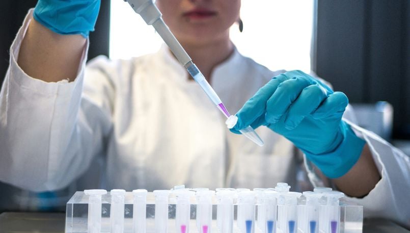 https://assets.techrepublic.com/uploads/2026/10/tr-10272026-scientist.jpg?f=jpeg